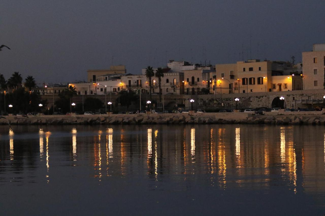 Holiday House Nel Cuore Di Bari Zewnętrze zdjęcie