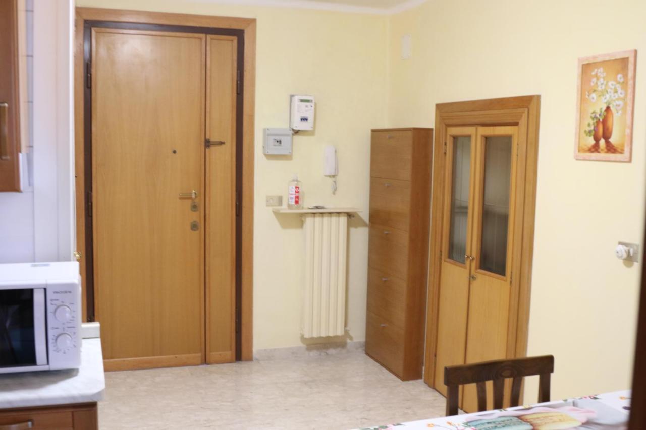 Holiday House Nel Cuore Di Bari Zewnętrze zdjęcie