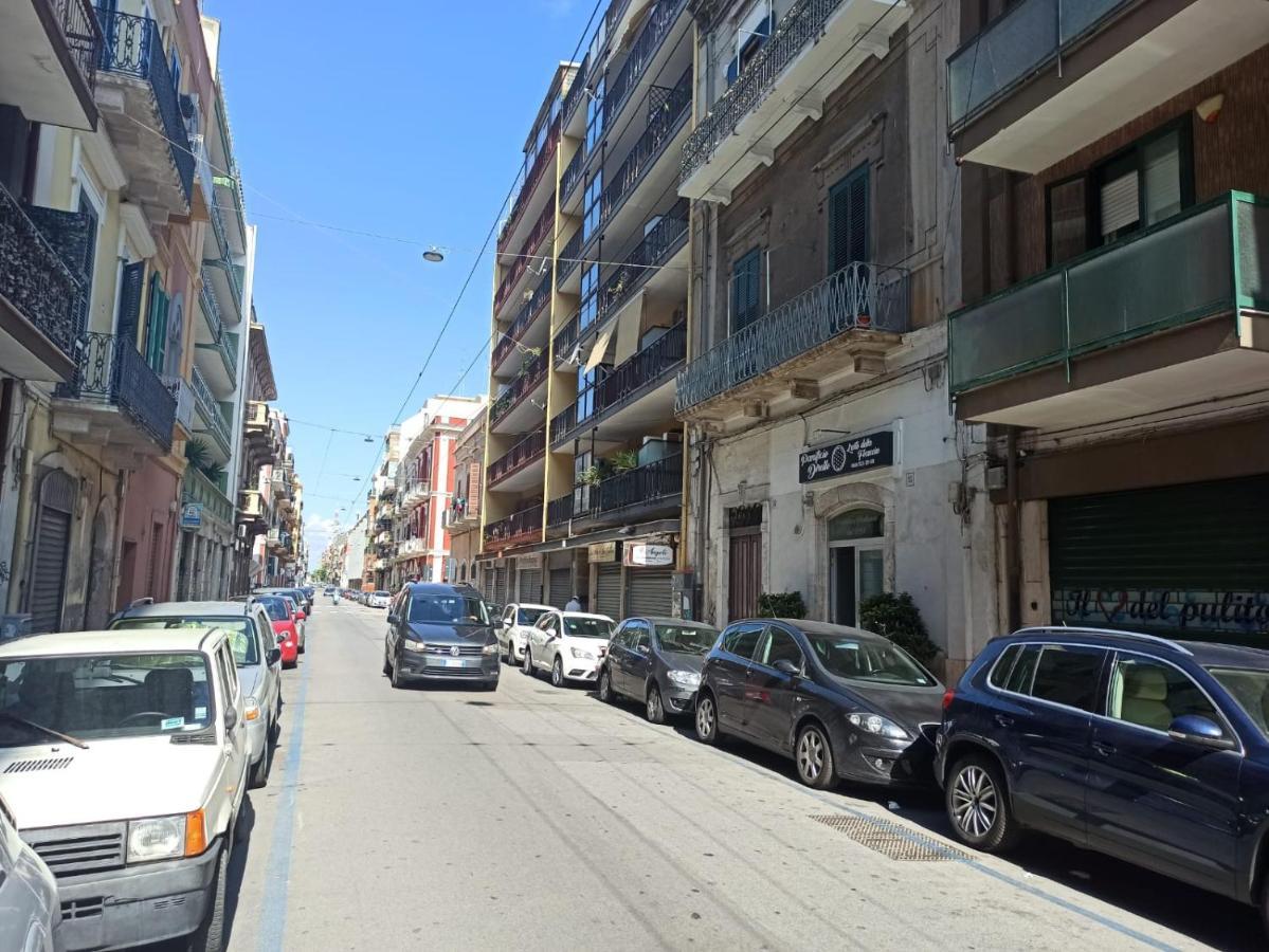 Holiday House Nel Cuore Di Bari Zewnętrze zdjęcie
